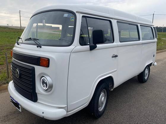 VOLKSWAGEN KOMBI 1.4 MI STD 8V FLEX 4P MANUAL